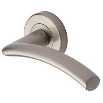 Gio lever on Round Rose Brushed Antique Brass Lacquered