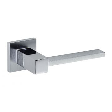 Plano 137 Lever Handle on Square Rose